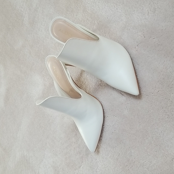 Aldo White Mules - Picture 3 of 5